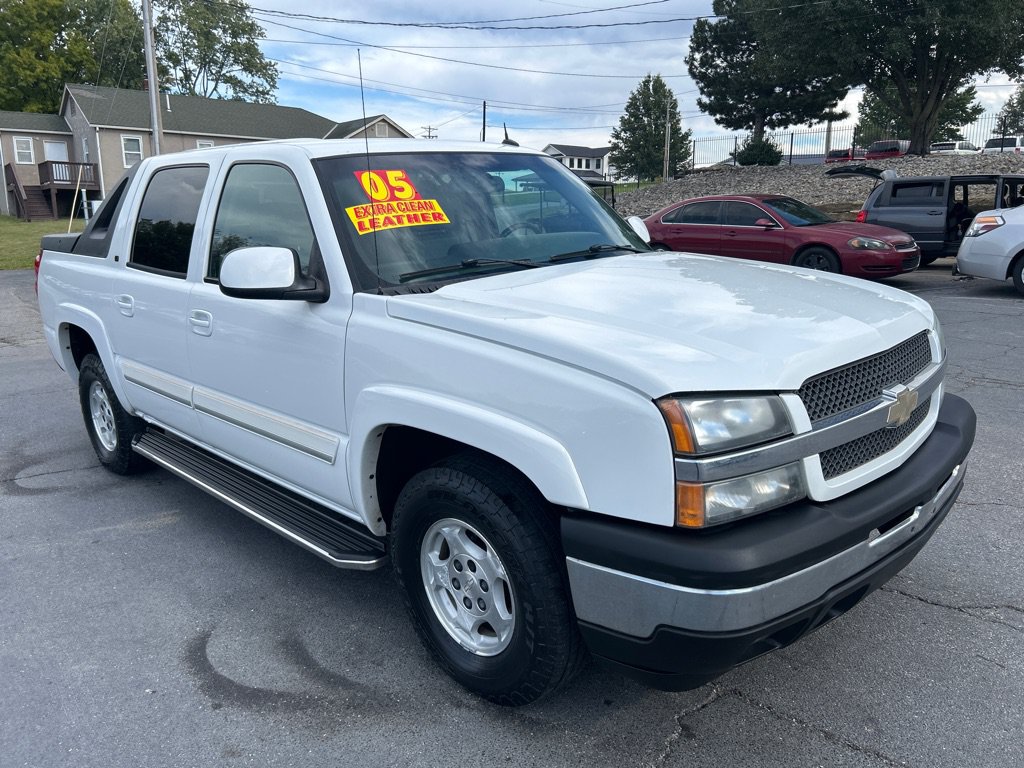 Used 2005 Chevrolet Avalanche LT w/ Preferred Equipment Group RWD image 4