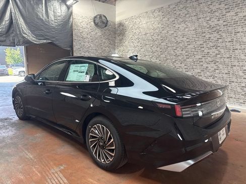 New 2026 Hyundai Sonata SEL FWD image 5