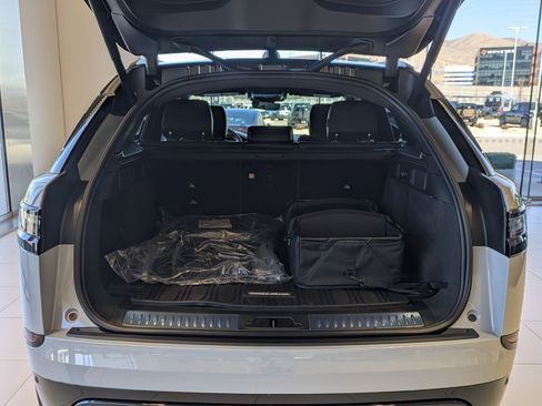 New 2026 Land Rover Range Rover Velar Dynamic SE image 20