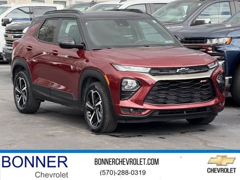 Used 2023 Chevrolet TrailBlazer RS w/ Convenience Package image 1