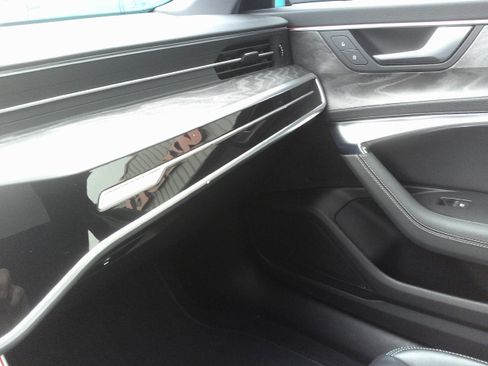 Used 2024 Audi A6 Premium Plus image 30