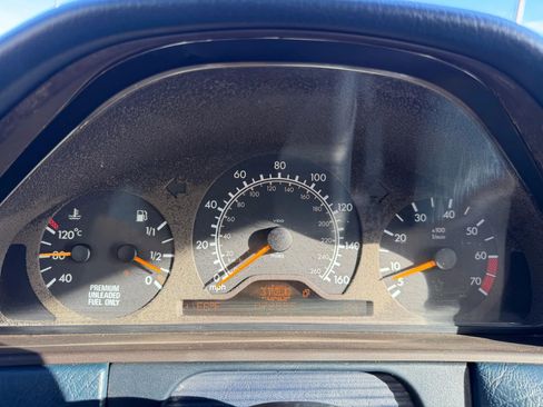 Used 1998 Mercedes-Benz E 320 Wagon image 9