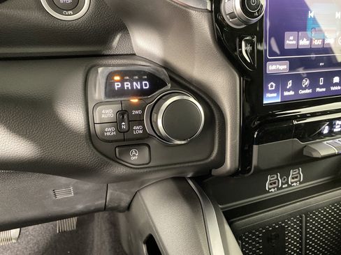 New 2026 RAM 1500 Big Horn AWD/4WD image 28