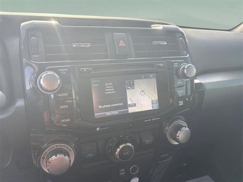 Used 2018 Toyota 4Runner TRD Off-Road Premium image 21