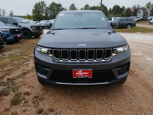 New 2025 Jeep Grand Cherokee Laredo X image 8