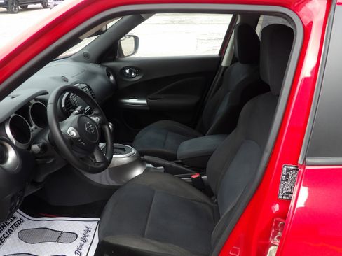 Used 2015 Nissan Juke SV w/ Technology Package AWD/4WD image 9