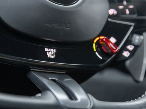 Used 2022 Ferrari Roma image 17