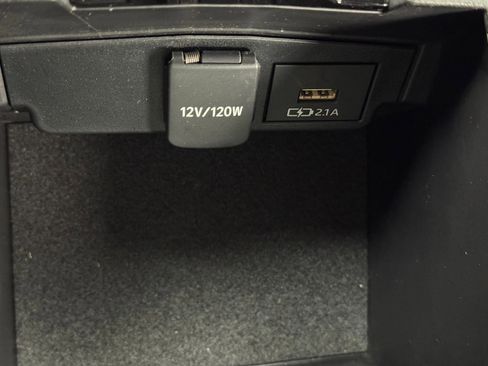 Used 2020 Toyota Corolla SE image 25