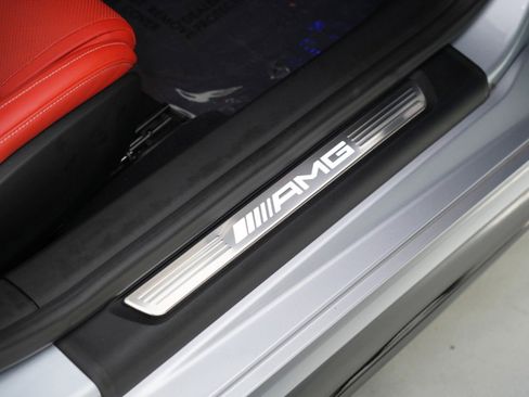 Used 2024 Mercedes-Benz AMG GT 63 image 19