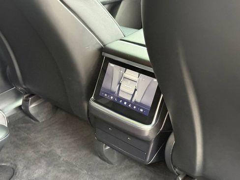 Used 2022 Tesla Model X Plaid AWD/4WD image 23