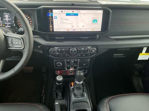 New 2026 Jeep Wrangler Unlimited Rubicon image 11