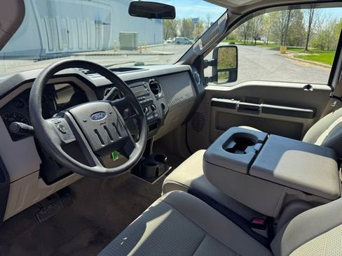 Used 2008 Ford F350 2WD Crew Cab Super Duty image 12