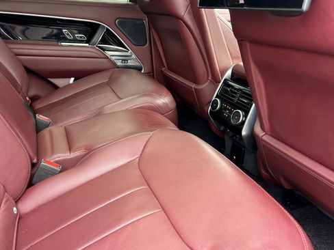 Certified 2023 Land Rover Range Rover Autobiography AWD/4WD image 33