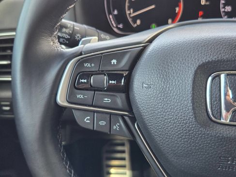 Used 2022 Honda Accord Sport image 12