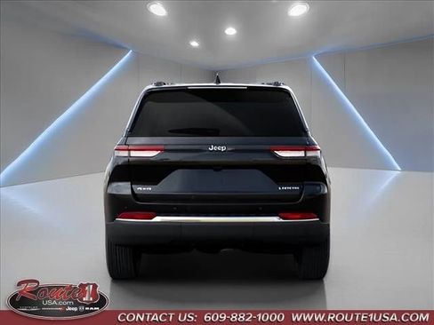 New 2026 Jeep Grand Cherokee Laredo AWD/4WD image 8