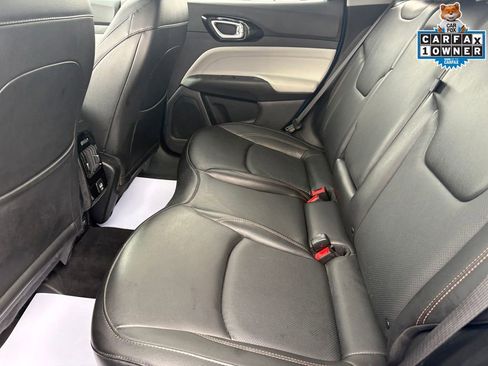 Certified 2022 Jeep Compass Limited image 33