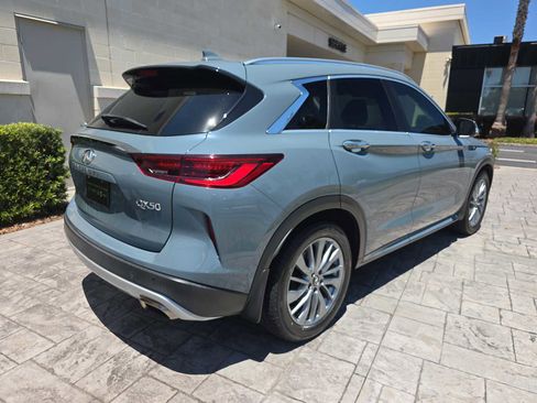 Used 2023 INFINITI QX50 Luxe FWD image 3