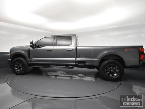 Used 2024 Ford F350 Lariat w/ Lariat Ultimate Package AWD/4WD image 3