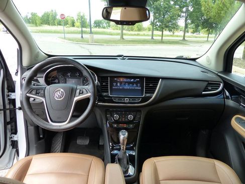 Used 2019 Buick Encore Essence w/ Experience Buick Package AWD/4WD image 41