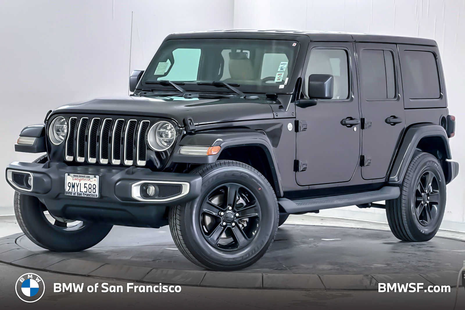 Used 2018 Jeep Wrangler Unlimited Sahara AWD/4WD image 1