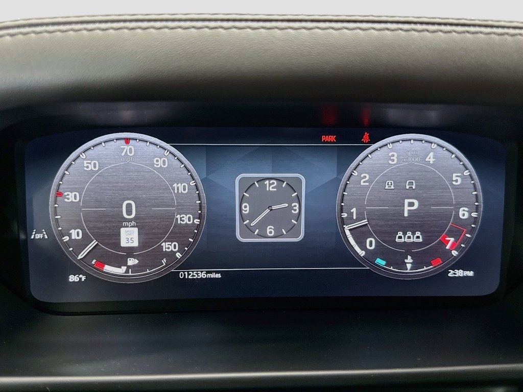 Used 2024 Land Rover Defender 90 V8 AWD/4WD image 13