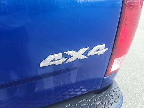 Used 2017 RAM 1500 Express AWD/4WD image 11