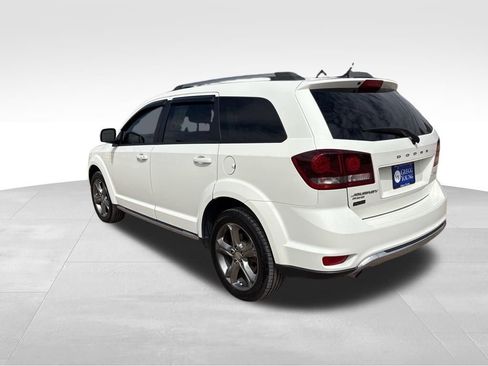 Used 2017 Dodge Journey Crossroad AWD/4WD image 9