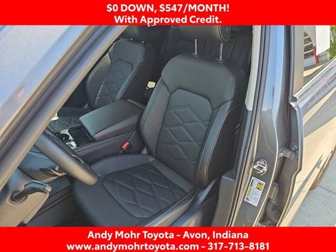 Used 2025 Volkswagen Atlas SE FWD image 10
