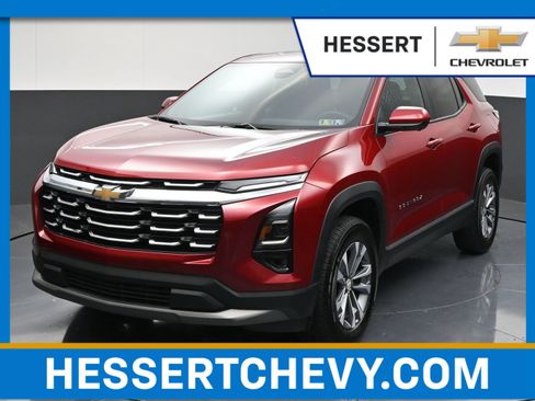 Used 2026 Chevrolet Equinox LT w/ Safety and Technology Package FWD image 1