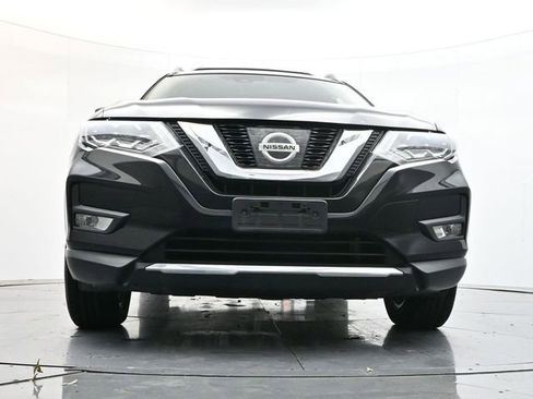 Used 2017 Nissan Rogue SL w/ SL Premium Package image 39
