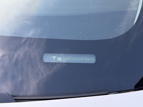 Used 2022 Tesla Model 3 Long Range AWD/4WD image 36