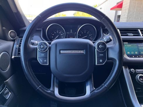 Used 2017 Land Rover Range Rover Sport HSE AWD/4WD image 10