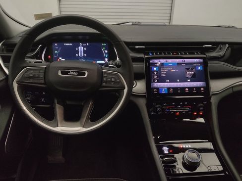 Used 2022 Jeep Grand Cherokee Limited 4xe w/ Luxury Tech Group II AWD/4WD image 22