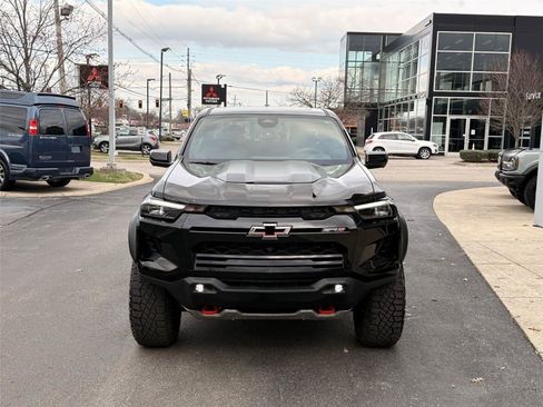 Used 2024 Chevrolet Colorado ZR2 w/ ZR2 Convenience Package III AWD/4WD image 7