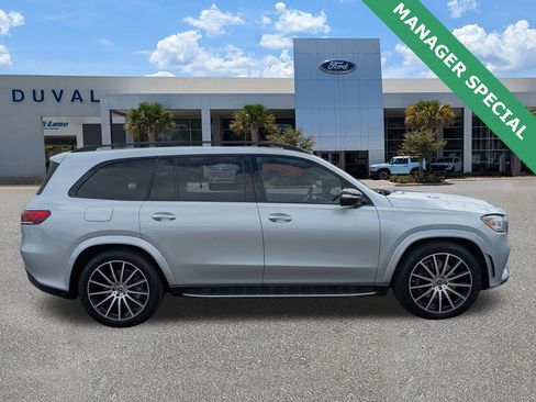 Used 2023 Mercedes-Benz GLS 580 4MATIC image 2