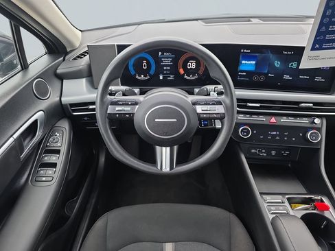 Certified 2025 Hyundai Sonata SEL FWD image 14