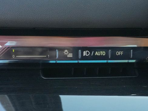 Certified 2026 BMW 540i xDrive AWD/4WD image 17