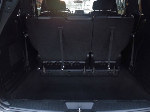 Used 2015 Dodge Grand Caravan R/T image 12