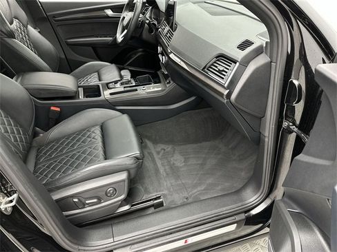 Certified 2023 Audi SQ5 Prestige image 25