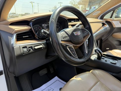 Used 2020 Cadillac XT5 Premium Luxury w/ Platinum Package image 13