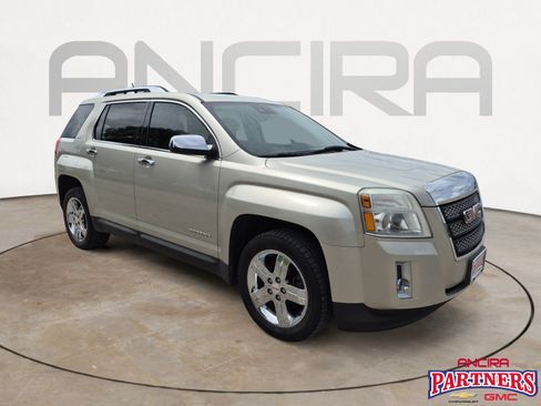 Used 2013 GMC Terrain SLT FWD image 1