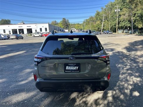 Certified 2025 Subaru Forester Premium image 7
