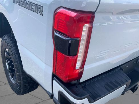 Used 2026 Ford F250 XLT w/ XLT Premium Package AWD/4WD image 29