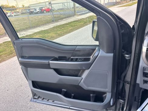 Used 2024 Ford F150 XLT w/ Mobile Office Package RWD image 19