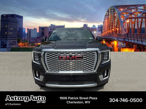 Used 2024 GMC Yukon Denali w/ LPO, Floor Liner Package AWD/4WD image 8