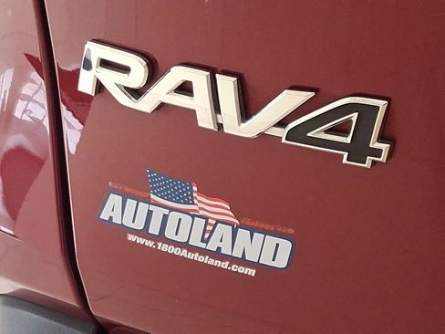 Certified 2022 Toyota RAV4 XLE image 30