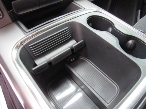 Used 2018 RAM 1500 Sport image 36