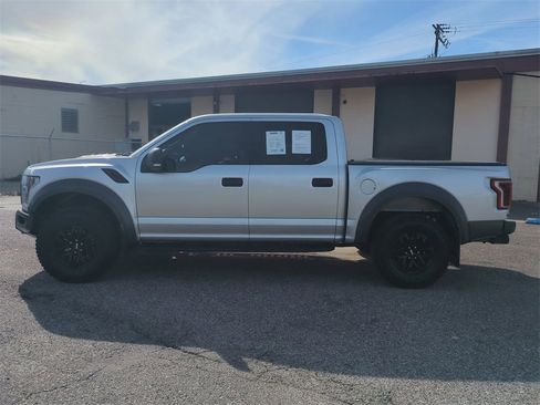 Used 2018 Ford F150 Raptor w/ Exterior Graphics Package image 8
