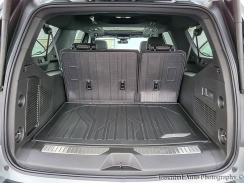 New 2026 Chevrolet Suburban RST w/ RST Capability Package image 19