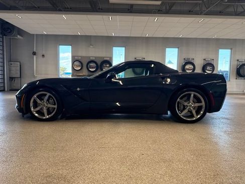Used 2015 Chevrolet Corvette Stingray Convertible w/ 2LT Preferred Equipment Group RWD image 8